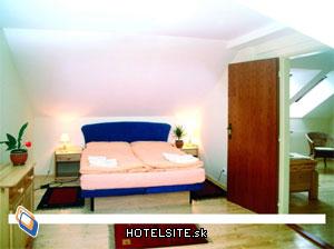 Hotel Plejsy, Krompachy
