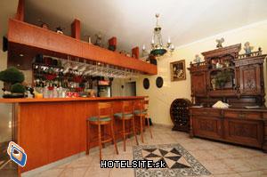 Hotel Squash, Prievidza
