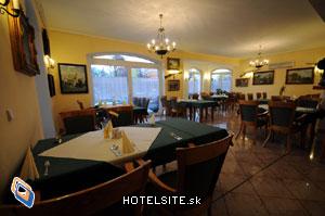 Hotel Squash, Prievidza