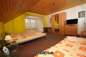 Hotel Squash, Prievidza