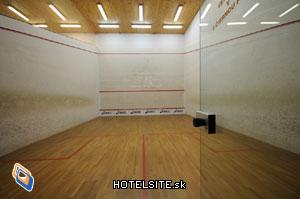 Hotel Squash, Prievidza